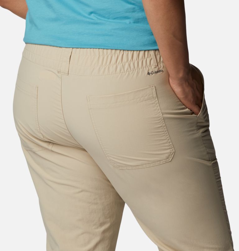 Thumbnail: Women's Summerdry Knee Pants - Plus Size, Color: Ancient Fossil, image 5