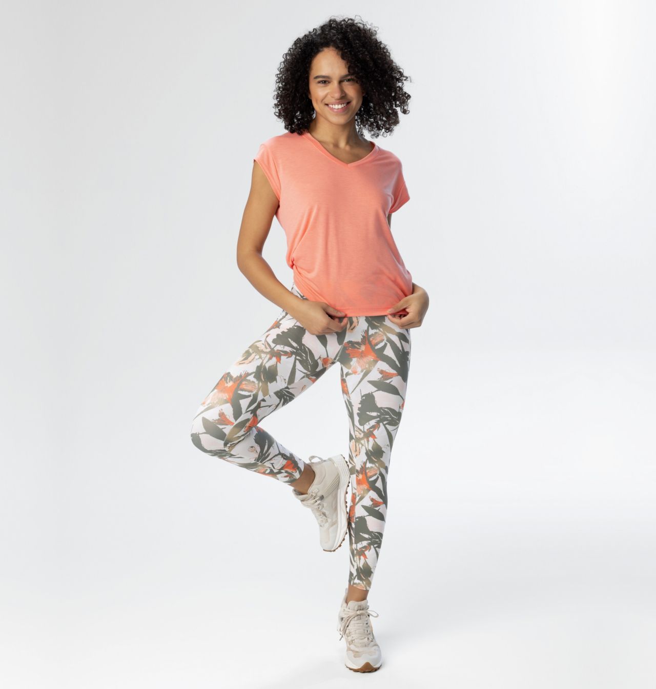 Women's Boundless Beauty™ Tee 6