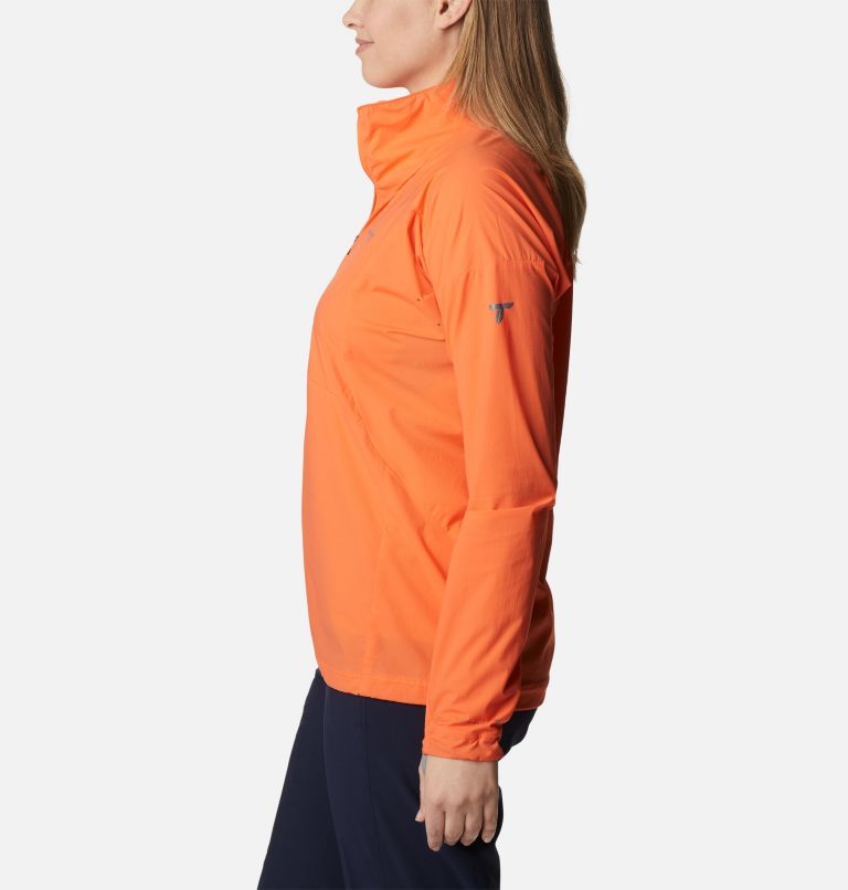 Thumbnail: Women's Titan Pass Lightweight Half Zip, Color: Sunset Orange, image 3