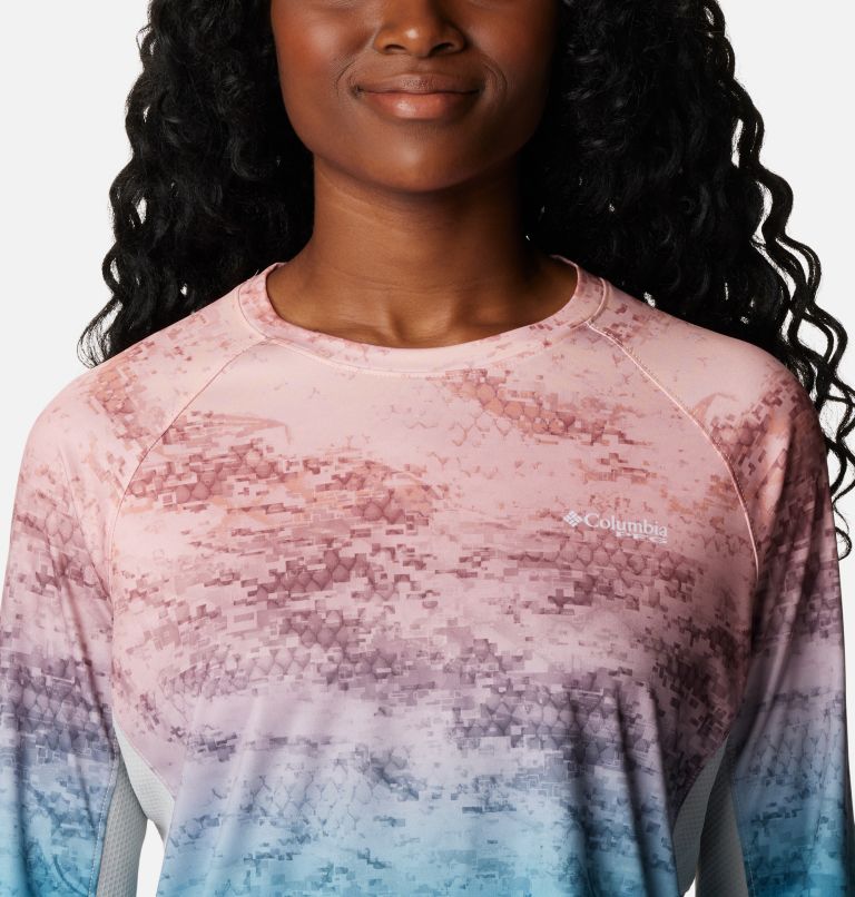 Thumbnail: Women’s PFG Super Tidal Tee Vent Long Sleeve Shirt, Color: Light Coral Camo Gradient, image 4