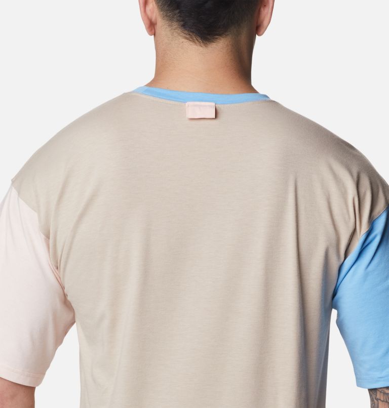 Thumbnail: Men's Deschutes Valley T-Shirt, Color: Ancient Fossil, Vista Blue, Peach Blssm, image 5