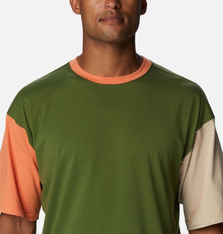 Thumbnail: Men's Deschutes Valley T-Shirt, Color: Pesto, Desert Orange, Ancient Fossil, image 4
