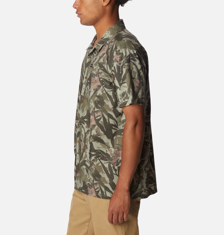 Thumbnail: Men's Pine Canyon Short Sleeve Shirt, Color: Stone Green Floriculture, image 3