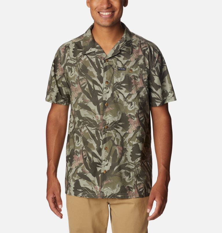 Thumbnail: Men's Pine Canyon Short Sleeve Shirt, Color: Stone Green Floriculture, image 1