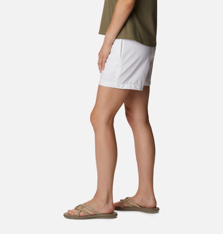 Women's Silver Ridge Utility Shorts, Color: White, image 3