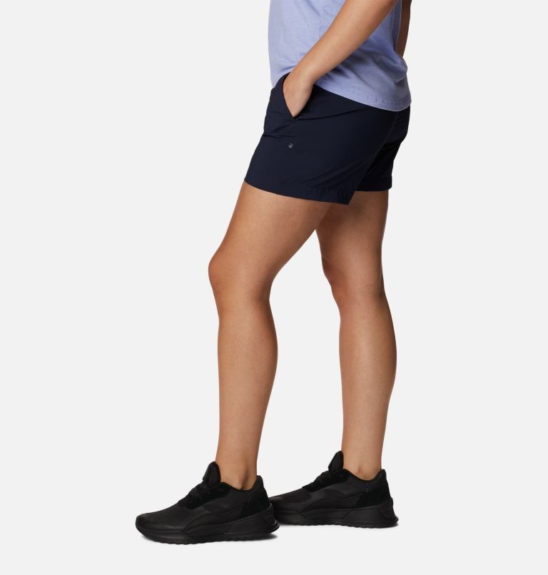 Women's Silver Ridge Utility Shorts, Color: Dark Nocturnal, image 3