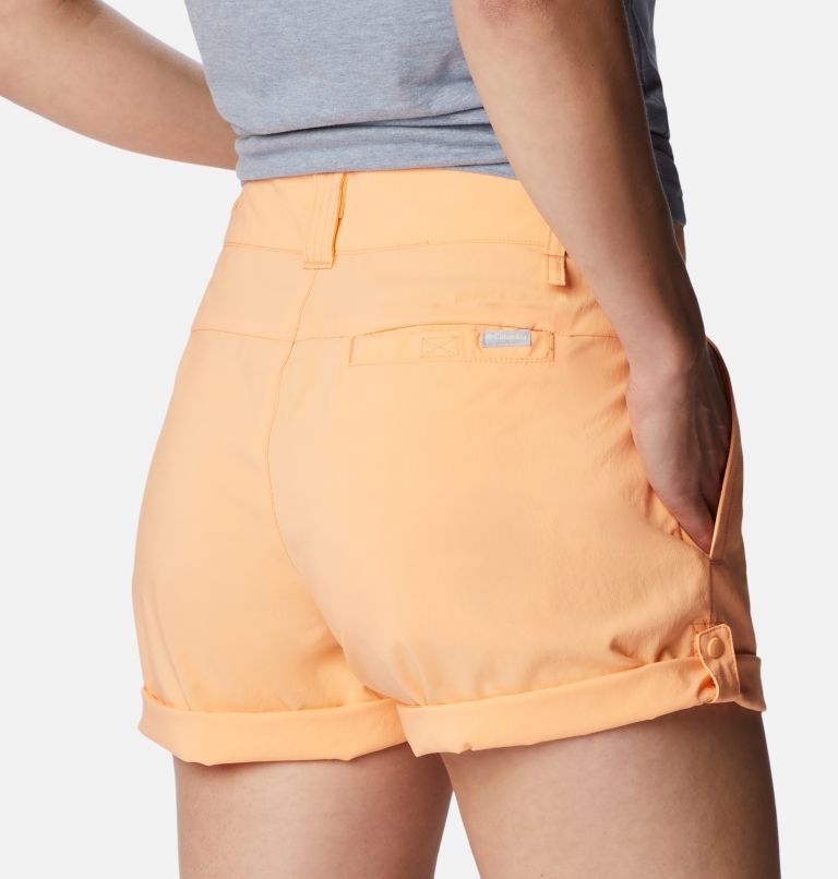 Thumbnail: Women's Silver Ridge Utility Shorts, Color: Peach, image 5