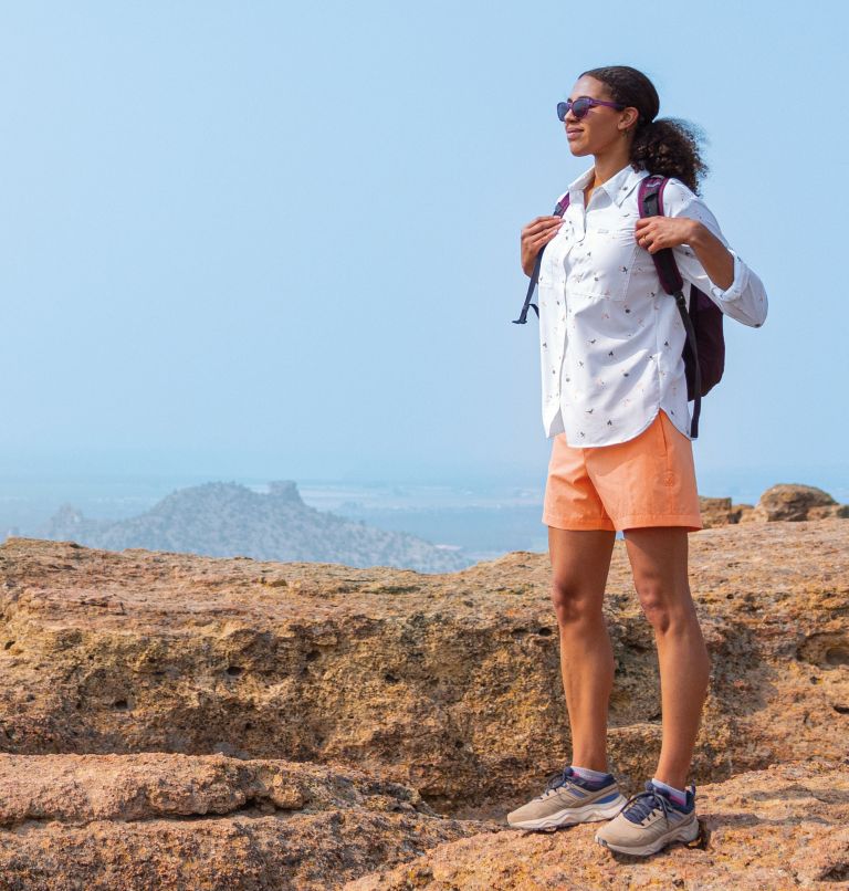 Women's Silver Ridge Utility Hiking Shorts, Color: Peach, image 8
