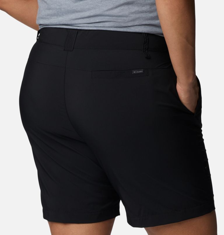 Thumbnail: Women's Silver Ridge Utility Shorts - Plus Size, Color: Black, image 5