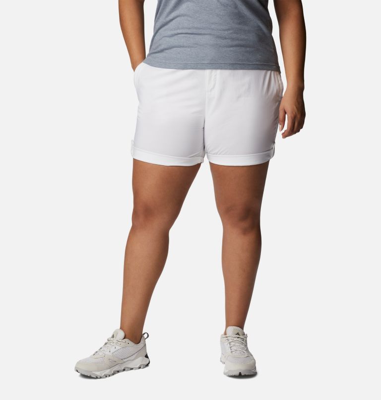 Thumbnail: Women's Silver Ridge Utility Shorts - Plus Size, Color: White, image 7