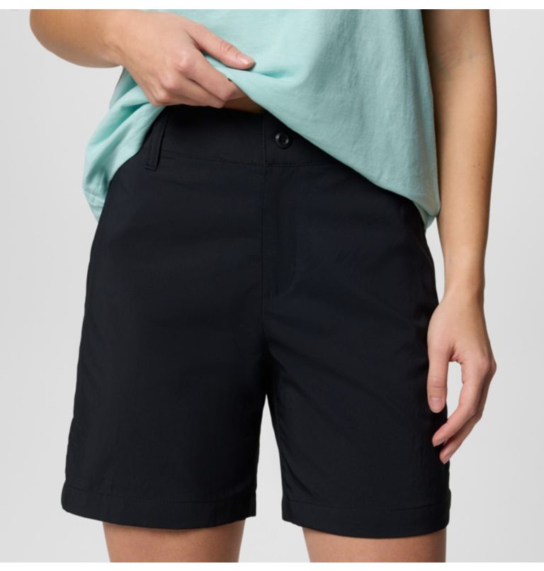 Women's Silver Ridge Utility Hiking Shorts, Color: Black, image 4