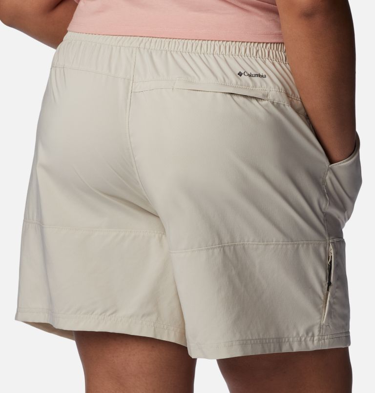 Thumbnail: Women's Coral Ridge Shorts - Plus Size, Color: Dark Stone, image 5