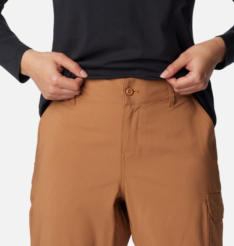 Thumbnail: Women's Silver Ridge Utility Convertible Pants, Color: Camel Brown, image 4