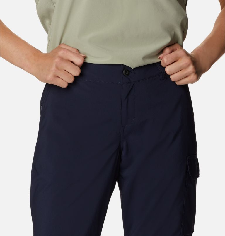 Thumbnail: Women's Silver Ridge Utility Convertible Pants, Color: Dark Nocturnal, image 4