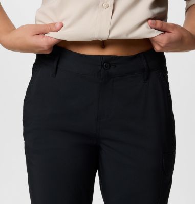 Women's Silver Ridge Utility Convertible Hiking Trousers, Color: Black, image 4