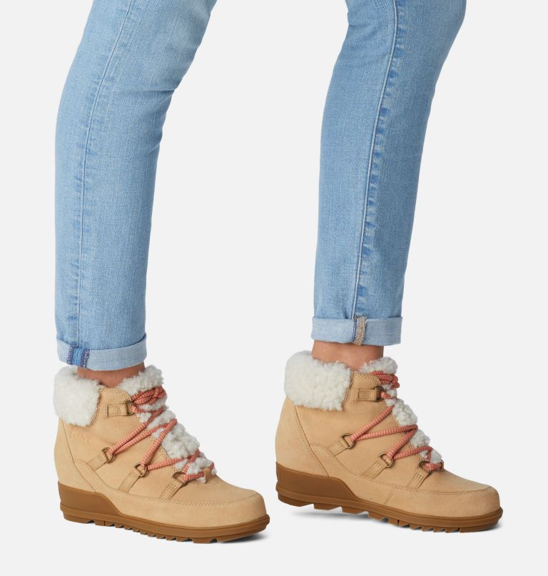 Women's sorel boots with cheap pink laces