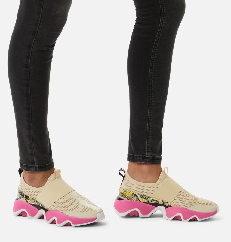 Thumbnail: Women's Kinetic Impact II Strap Sneaker, Color: Bleached Ceramic, Fuchsia Fizz, image 7