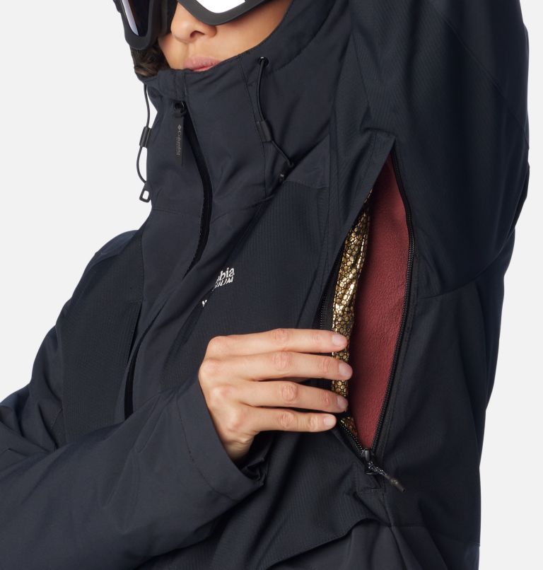 Thumbnail: Women's Highland Summit Jacket, Color: Black, image 9