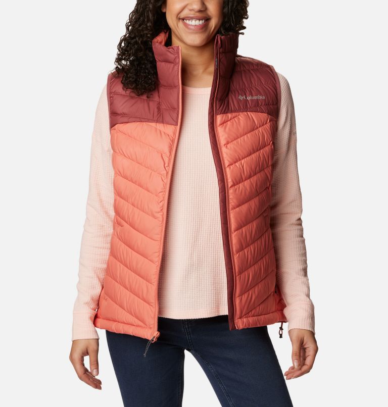 Thumbnail: Women's Westridge Packable Down Vest, Color: Beetroot, Faded Peach, image 7