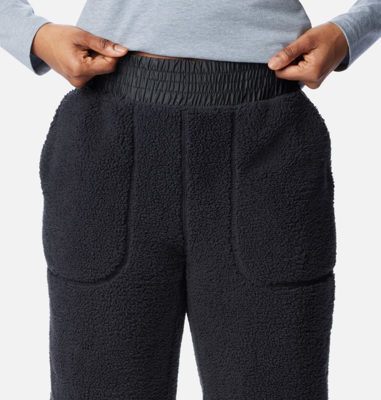 Shop Women's Pull-On Fleece Capri Pant Online