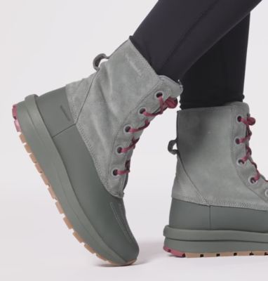 Columbia Moritza Shield snow boots in off white