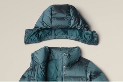 Removable hood separated from collar of jacket.