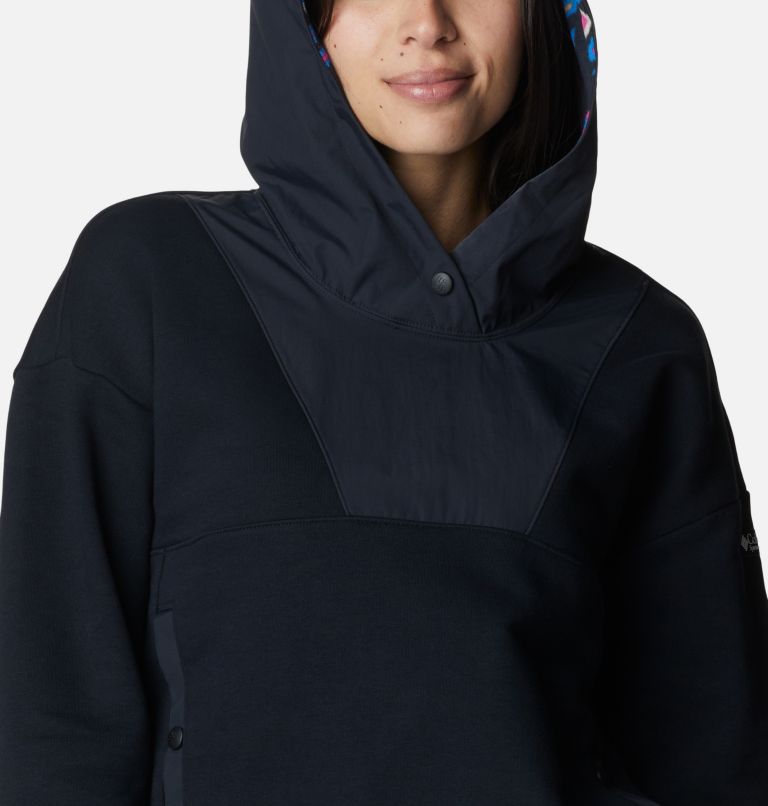 Thumbnail: Women's Wintertrainer Graphic Hoodie, Color: Black, image 4