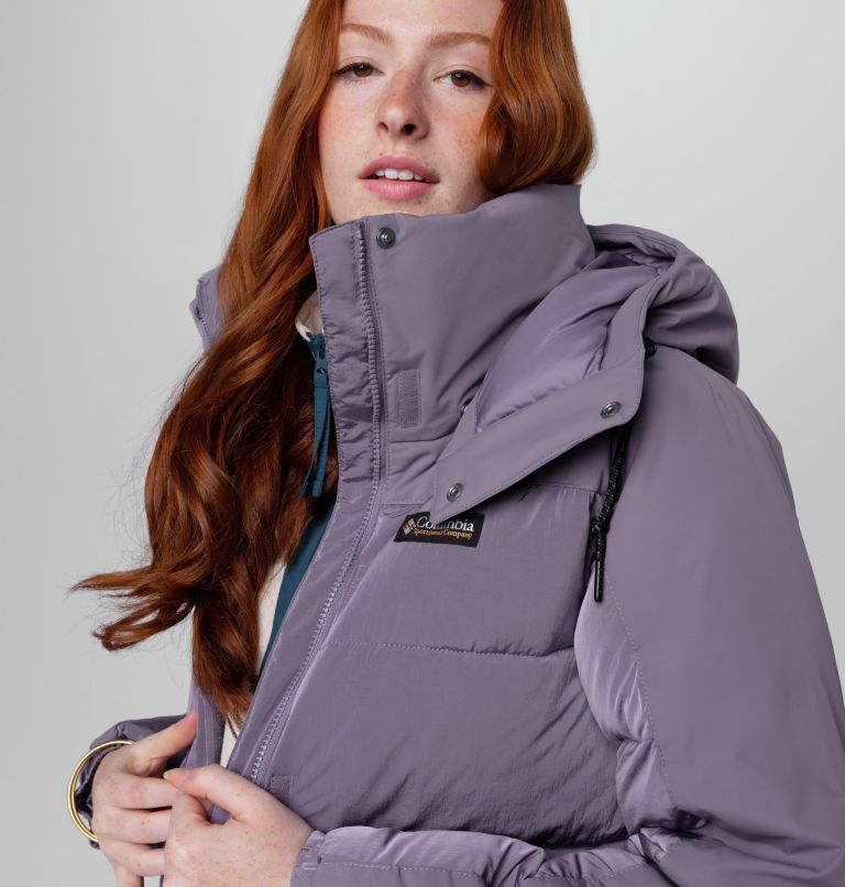 Thumbnail: Women's Snowqualmie Jacket, Color: Granite Purple, image 12