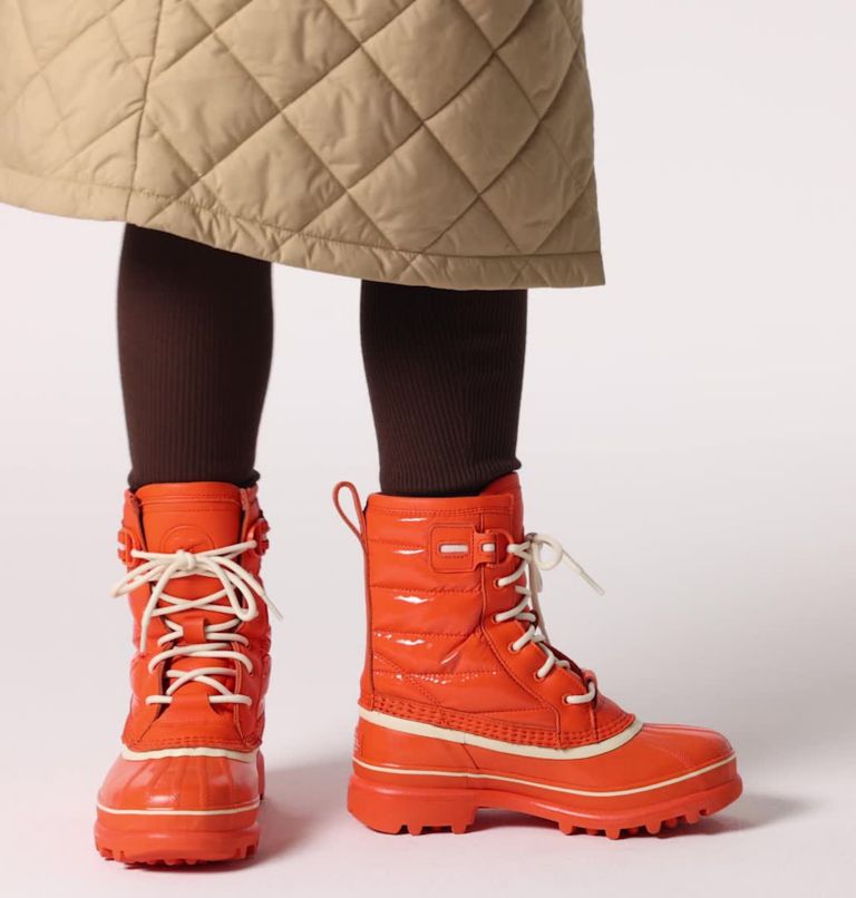Caribou Royal wasserdichter Stiefel für Frauen, Color: Optimized Orange, Chalk