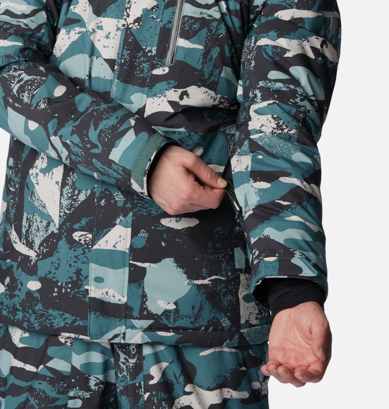 Men's Winter District™ II Jacket 10