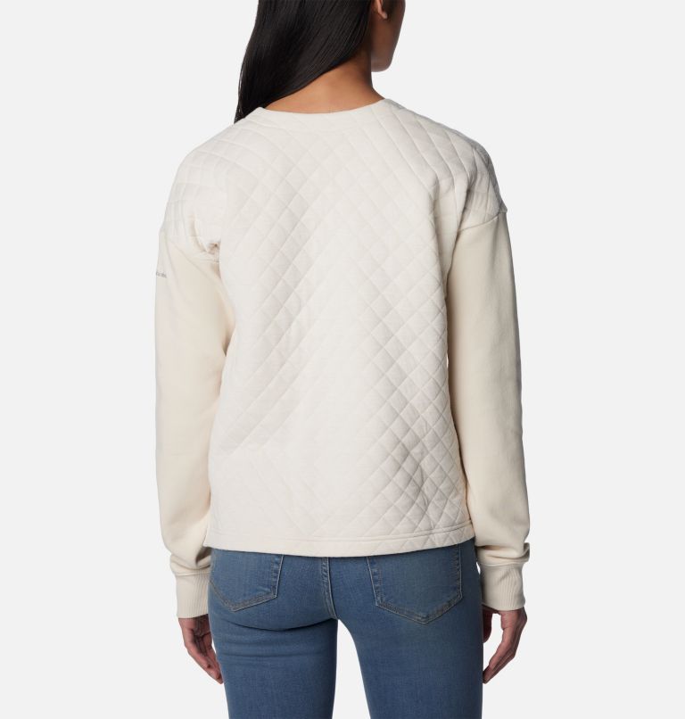 Thumbnail: Women's Hart Mountain Quilted Crew, Color: Chalk, image 2