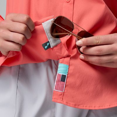 Close up of sunglasses wipe.
