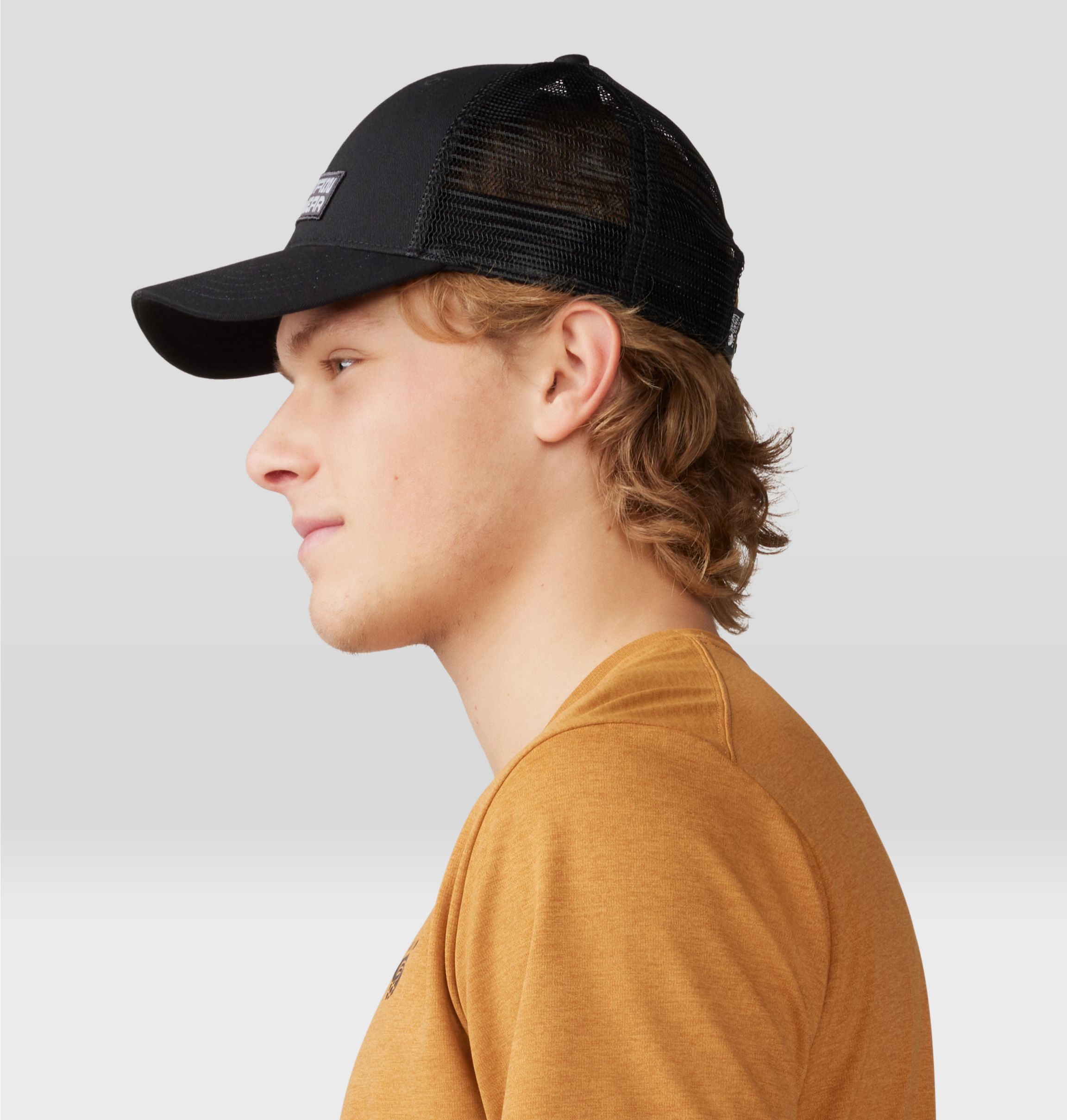 Typography Trucker 24 | Mountain Hardwear