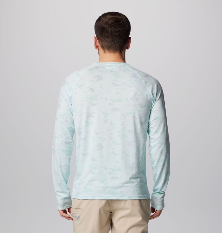 Thumbnail: Men's PFG Uncharted Long Sleeve Shirt, Color: Icy Morn Uncharted Waters, image 2