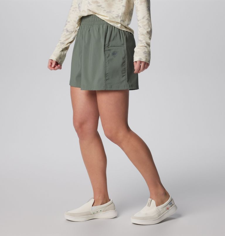 Women's PFG Uncharted Shorts, Color: Cypress, image 4