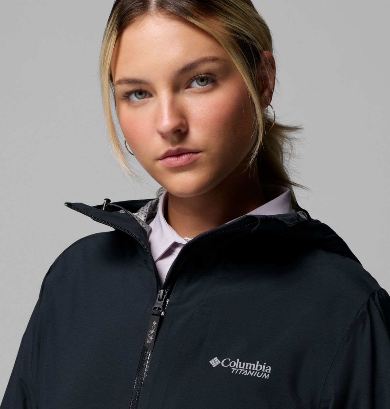 Women's Omni-Tech™ AmpliDry™ II Shell 7