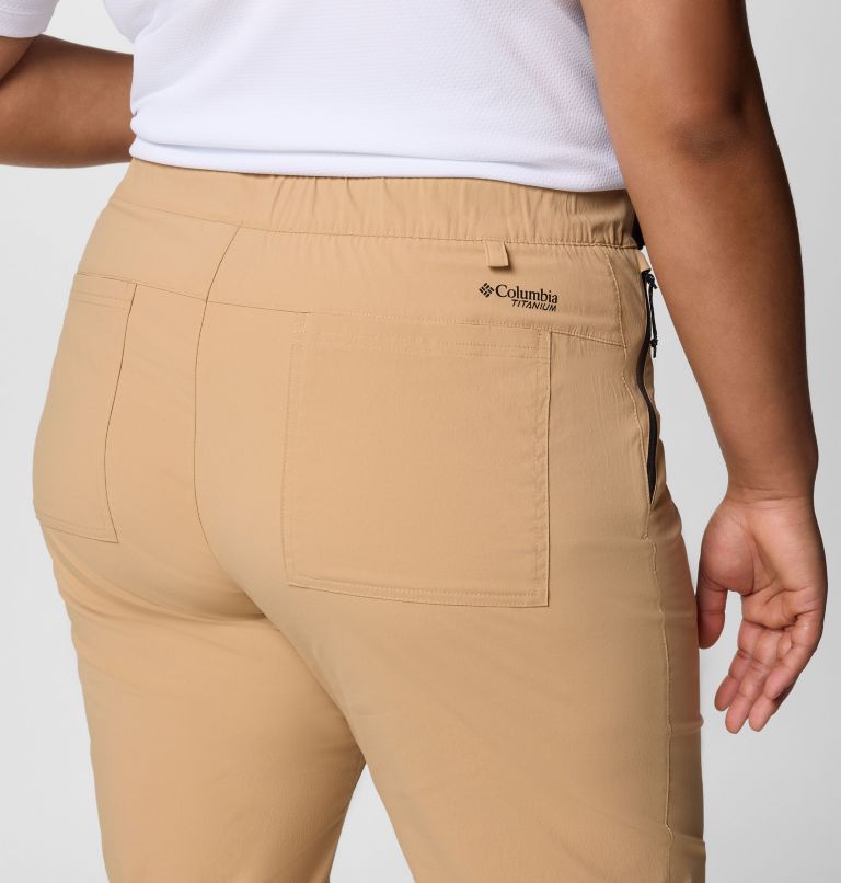 Women's Wanoga Lightweight Pants - Plus Size, Color: Canoe, image 5