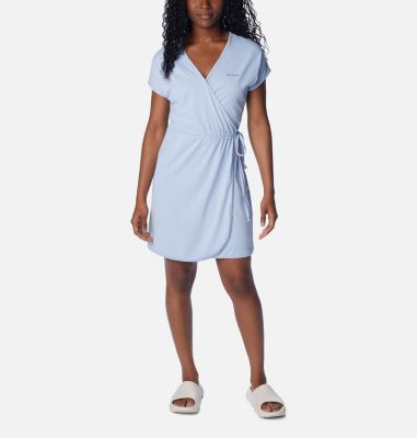 Women's Casual V-Neck Midi Dress with Built-in Bras Workout Beach Long Dress  for Women Golf Dresses with Pockets, Blue, Small : : Clothing,  Shoes & Accessories