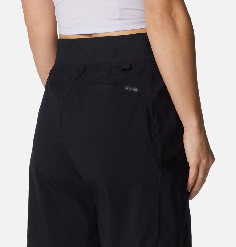 Columbia Women's Leslie Falls Long Shorts - S - Black