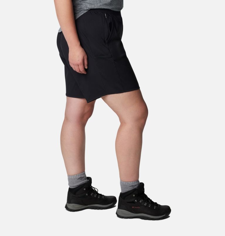 Thumbnail: Women's Leslie Falls Long Shorts - Plus Size, Color: Black, image 3