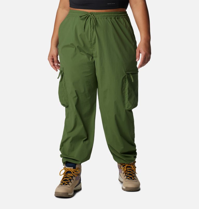 Thumbnail: Women's Boundless Trek Cargo Pants - Plus Size, Color: Canteen, image 7