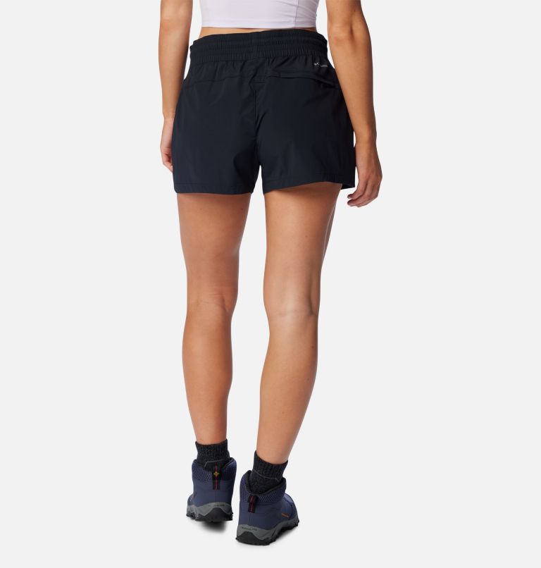Thumbnail: Women's Boundless Trek Active Shorts, Color: Black, image 2
