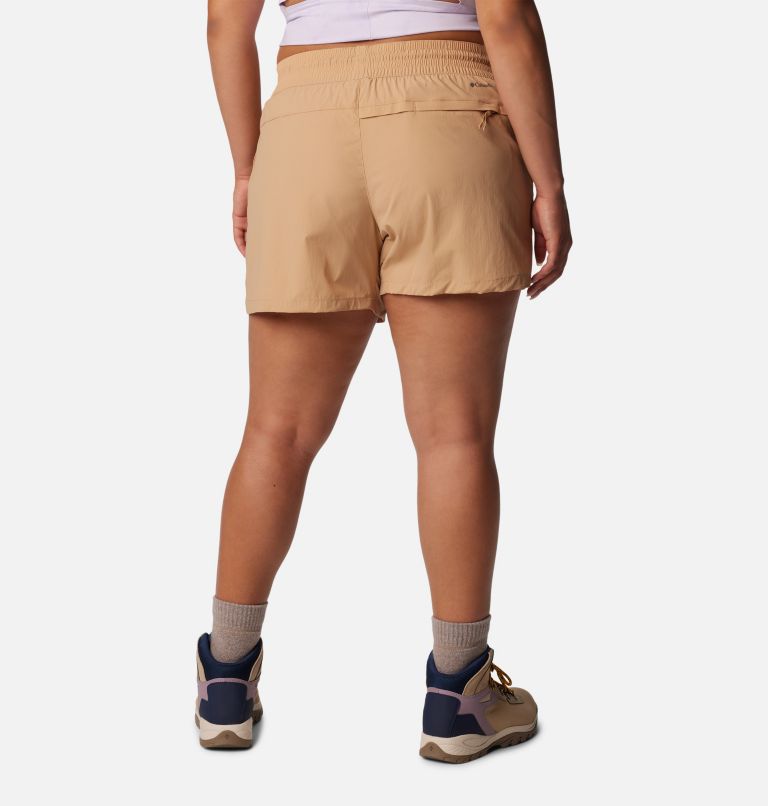 Thumbnail: Women's Boundless Trek Active Shorts - Plus Size, Color: Canoe, image 2