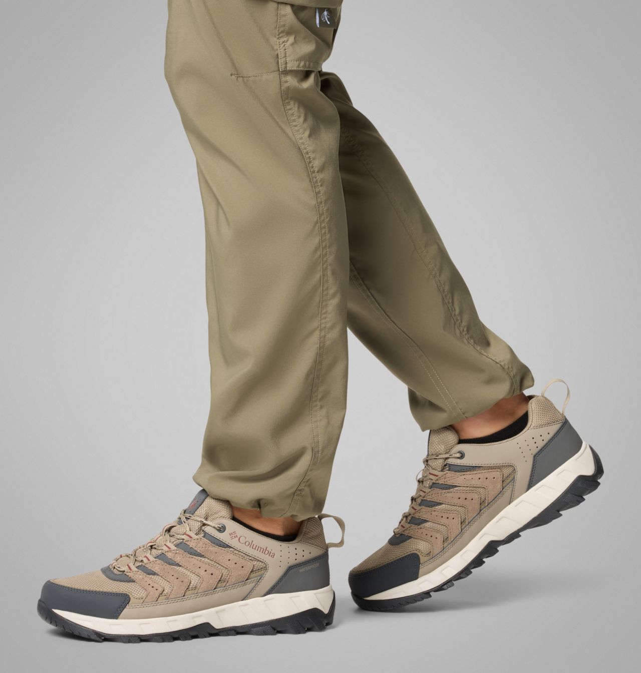 Men's Strata Trail™ Low Waterproof Shoe | 227 | 8 10