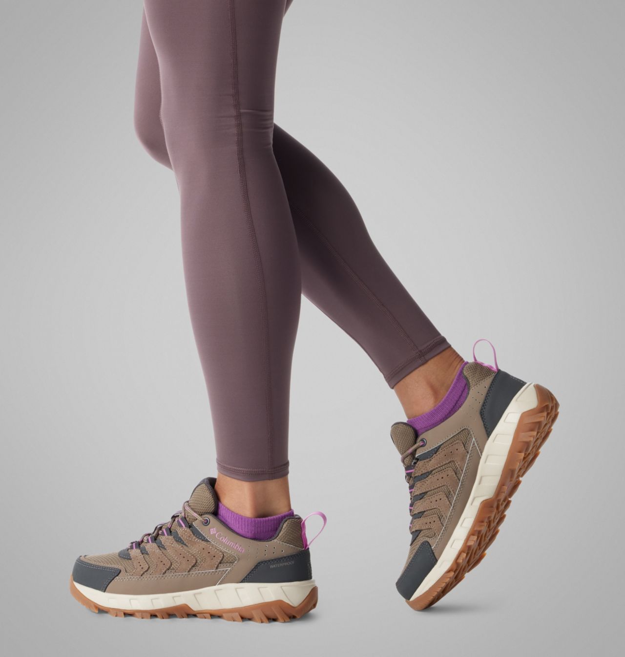Women's Strata Trail™ Low Waterproof Shoe | 252 | 8 11