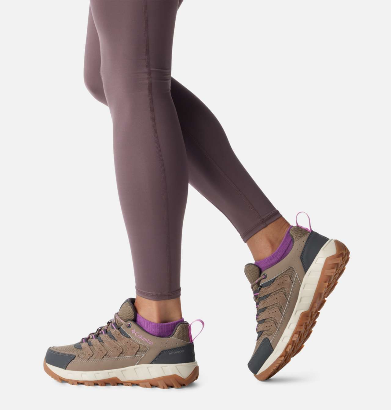 Women's Strata Trail™ Low Waterproof Shoe - Wide 11