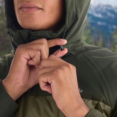 Close-up of a cinchable hood.