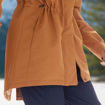 Two way zipper partly undone.