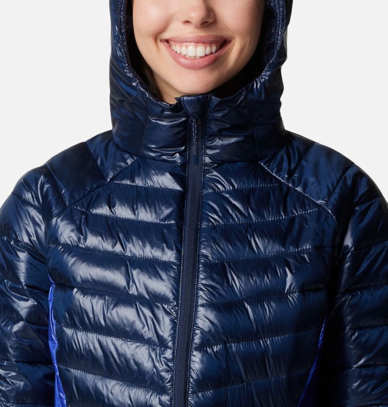 Women's Labyrinth Loop II Insulated Hooded Jacket, Color: Collegiate Navy, Clematis Blue, image 4