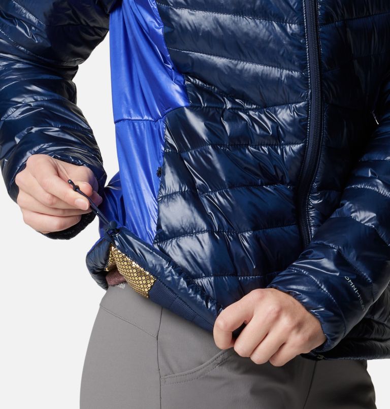 Women's Labyrinth Loop II Insulated Hooded Jacket, Color: Collegiate Navy, Clematis Blue, image 7